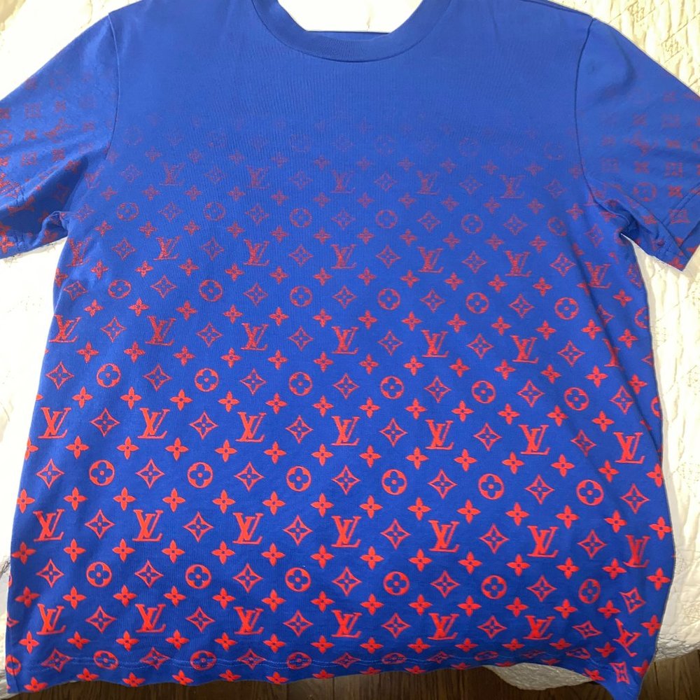 Men's Large Louis Vuitton Gradient Monogram T-Shirt